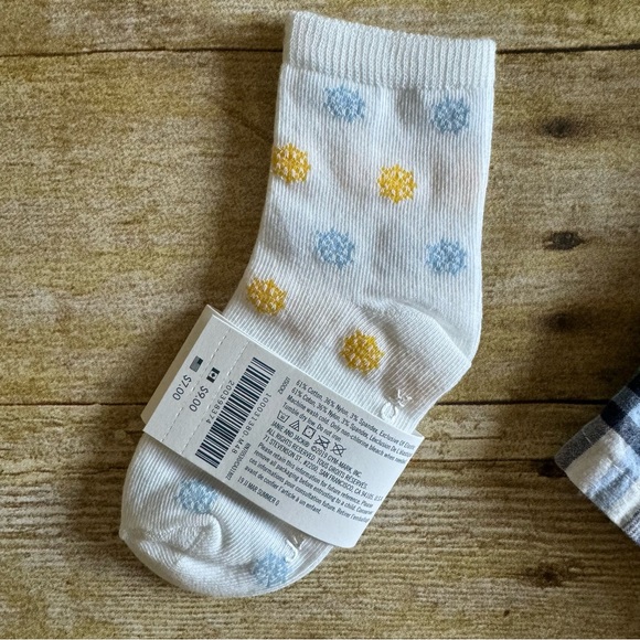 Janie and Jack Shorts, Hat, Sunglasses, and Hat - Picture 6 of 13